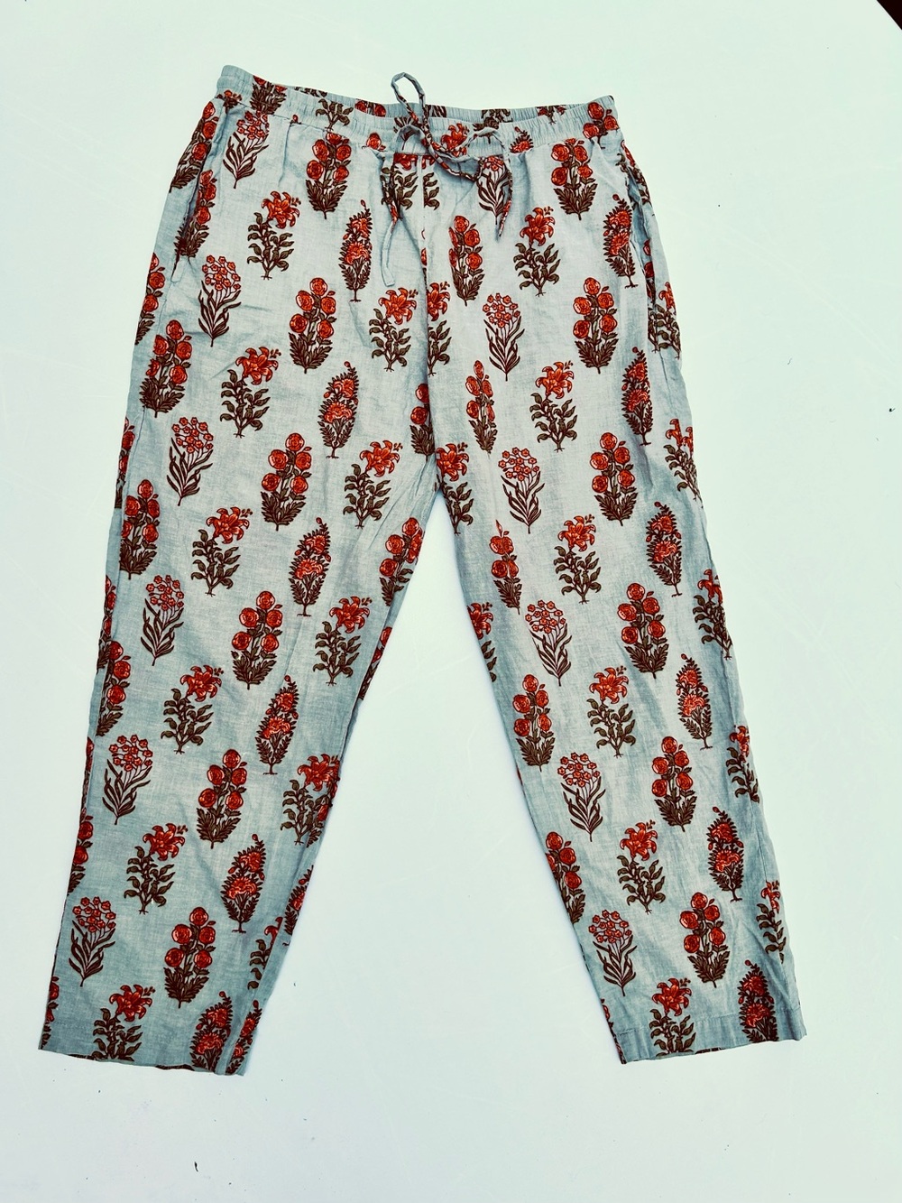 Women's Floral Pajama Pants - Red Floral on Light Gray